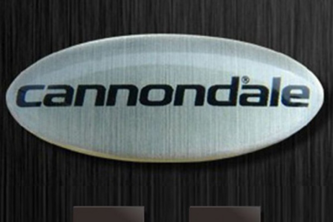 廣告牌無(wú)痕膠貼